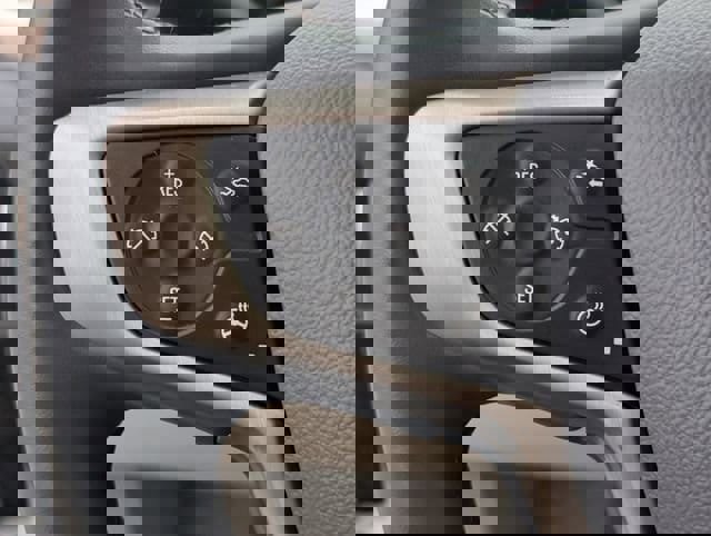 Certified 2023 GMC Acadia Denali w/ Denali Technology Package image 23