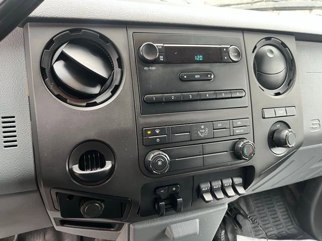 Used 2014 Ford F450 XL image 4