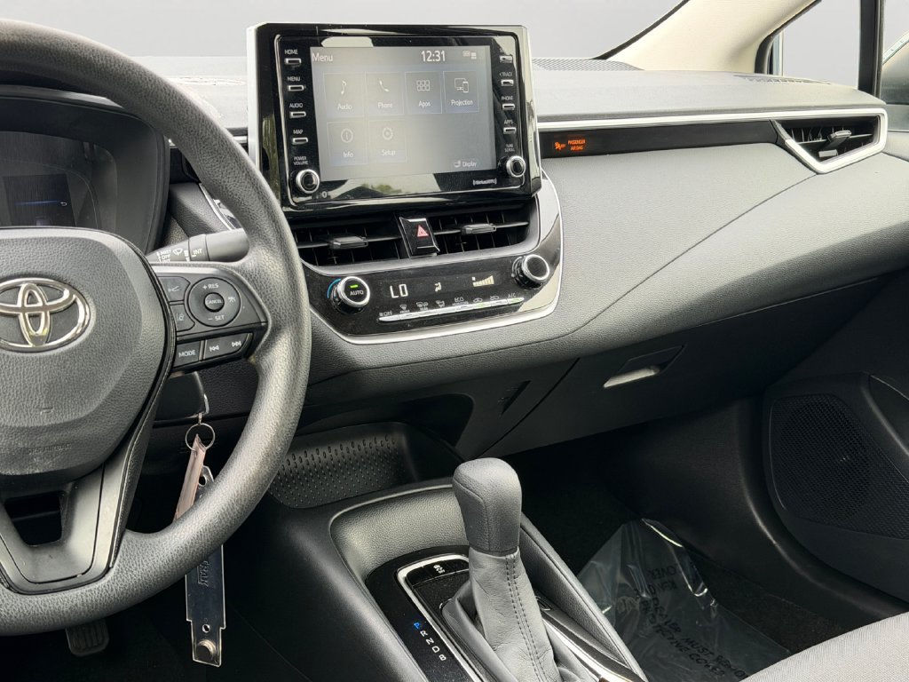 Used 2021 Toyota Corolla LE w/ Carpet Mat Package (TMS) FWD image 14