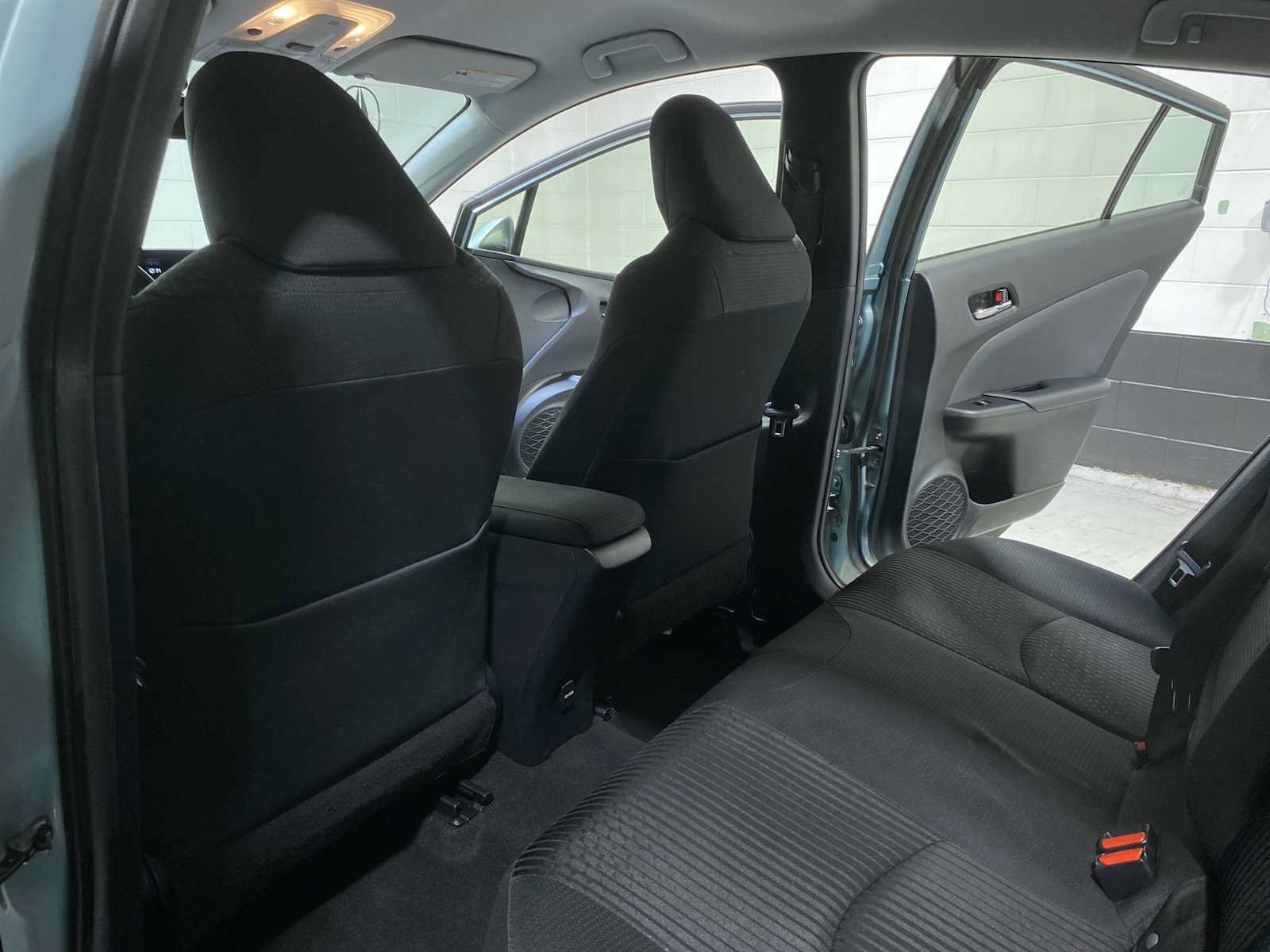 Used 2016 Toyota Prius Two FWD image 12
