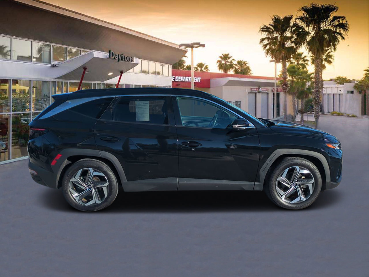 Used 2024 Hyundai Tucson Limited image 2