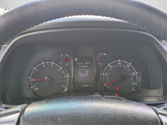Used 2022 Toyota 4Runner SR5 Premium w/ Moonroof Package AWD/4WD image 11