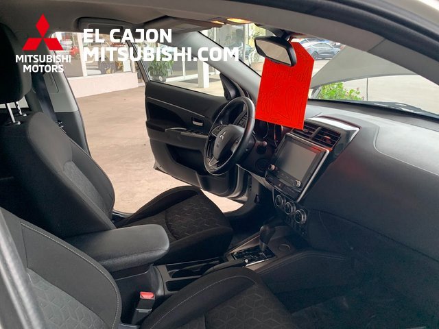 Used 2021 Mitsubishi Outlander Sport SE image 25