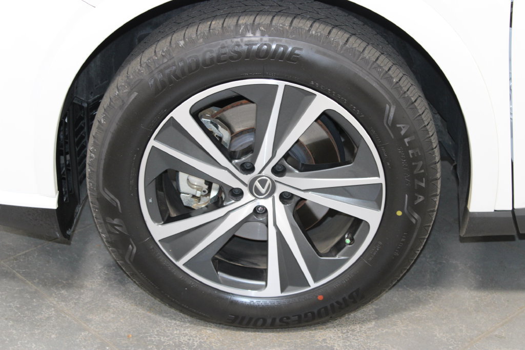 Used 2025 Lexus RX 350 Premium w/ Accessory Package (Z1) FWD image 16