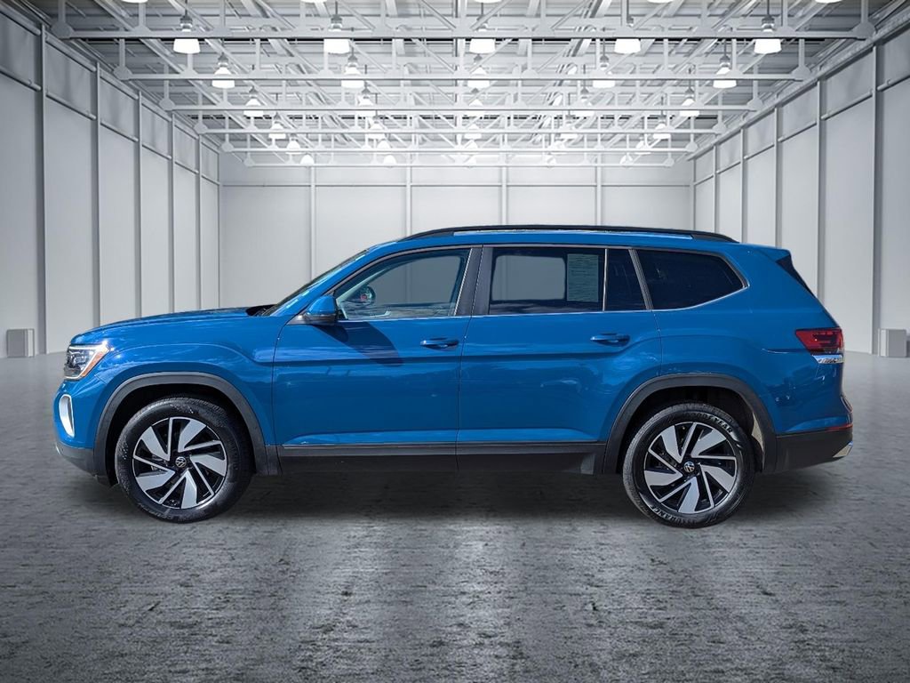 Used 2025 Volkswagen Atlas SE w/ Panoramic Sunroof Package AWD/4WD image 2
