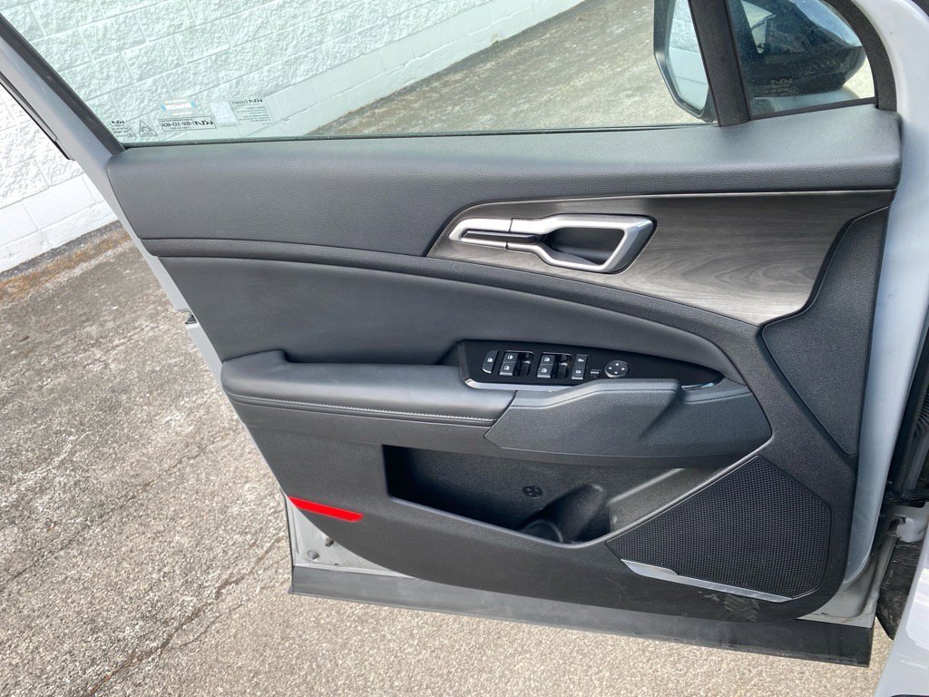 Certified 2023 Kia Sportage X-Line image 24