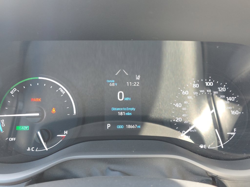 Certified 2024 Toyota Sienna LE AWD/4WD image 24