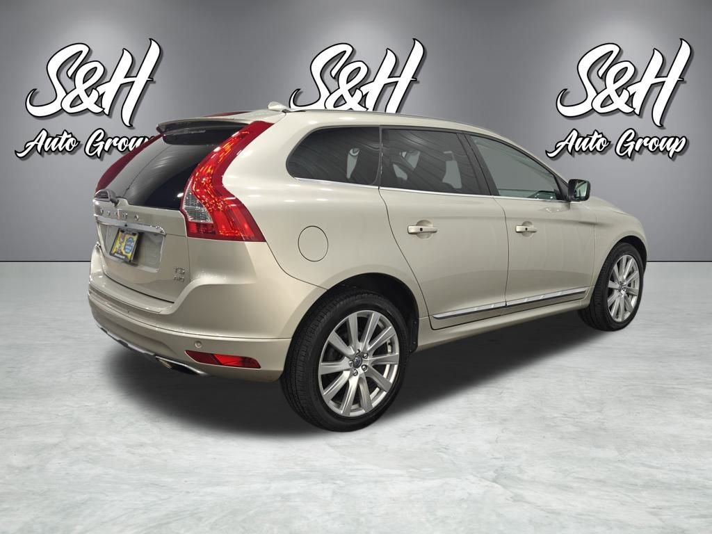 Used 2017 Volvo XC60 T5 Inscription w/ Preferred Option Package image 22