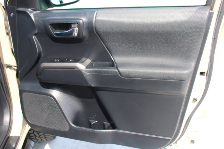 Certified 2019 Toyota Tacoma TRD Off-Road w/ Technology Package image 20