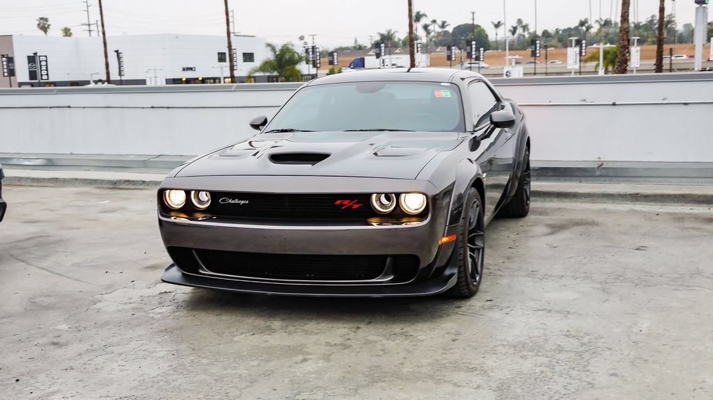 Used 2022 Dodge Challenger R/T Scat Pack RWD image 4
