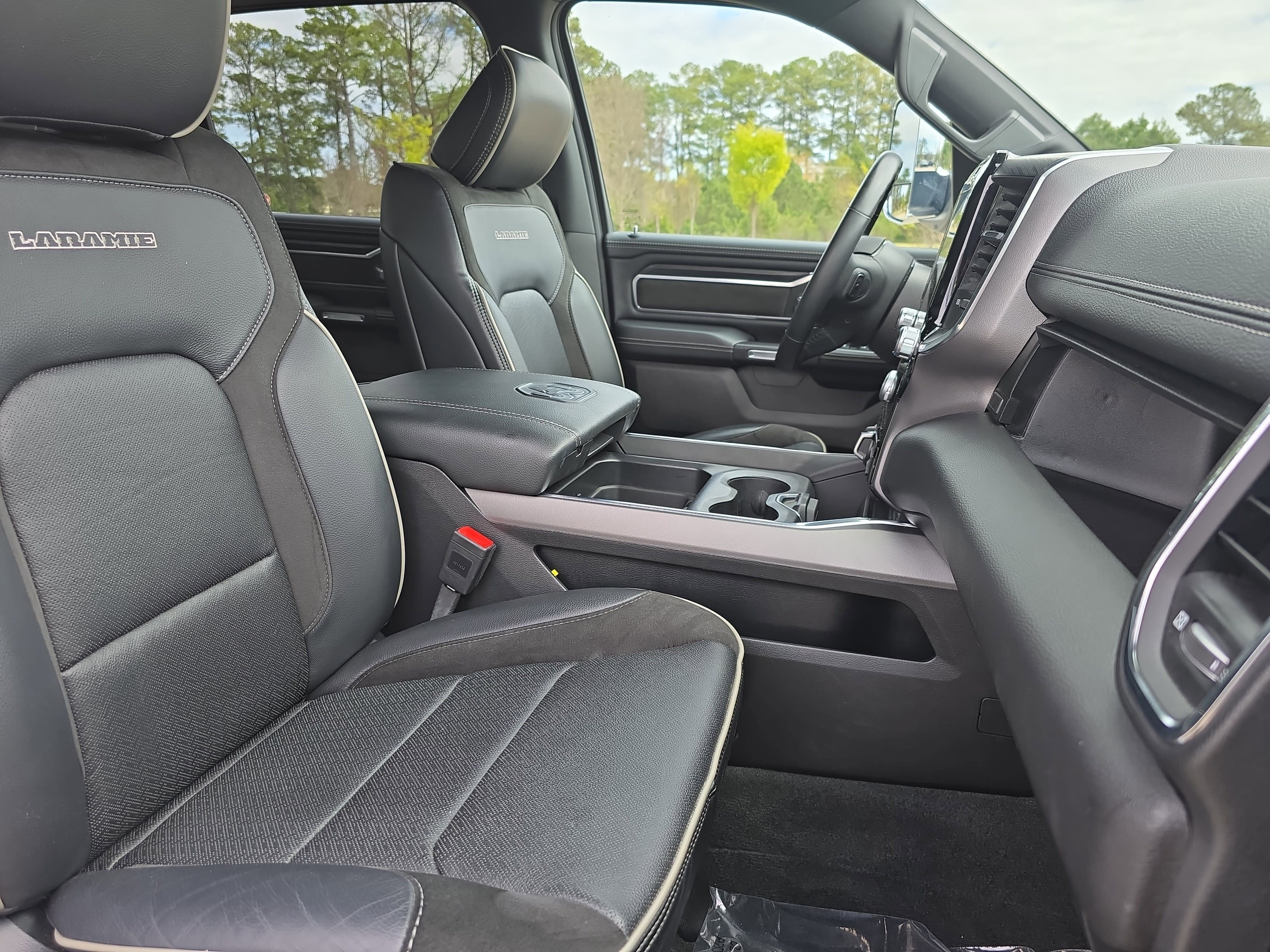 Used 2024 RAM 1500 Laramie image 10