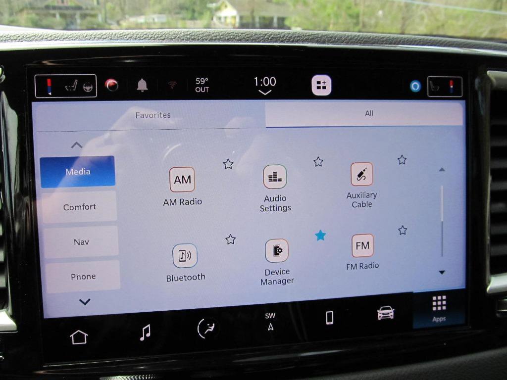 Used 2023 Chrysler Voyager LX image 63