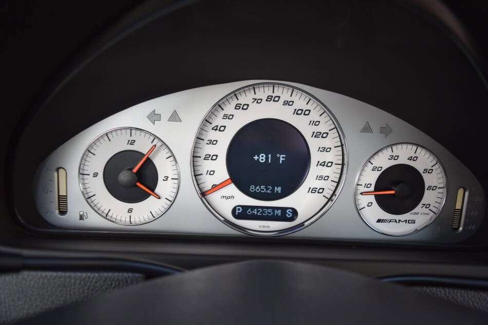 Used 2003 Mercedes-Benz CLK 55 AMG Coupe image 69