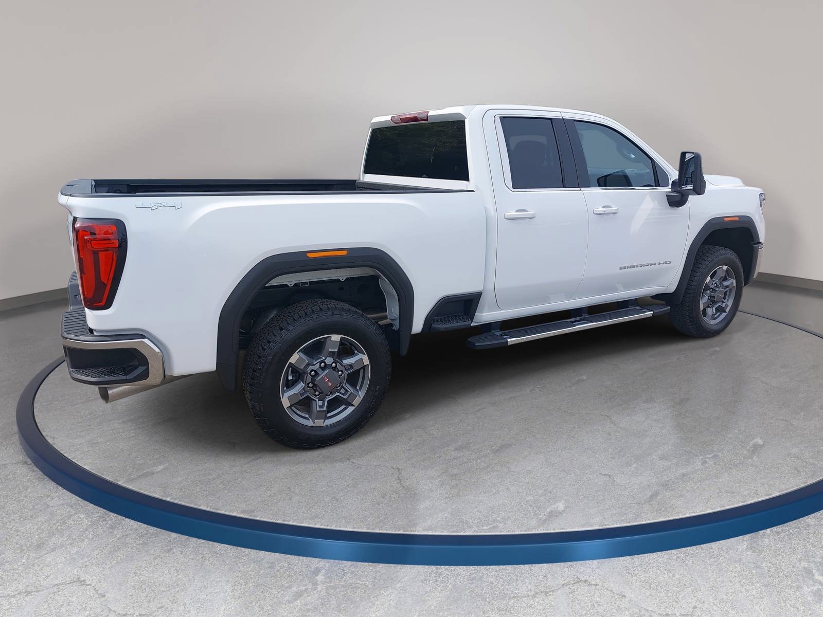 New 2026 GMC Sierra 2500 SLE w/ SLE Value Package; AWD/4WD image 5