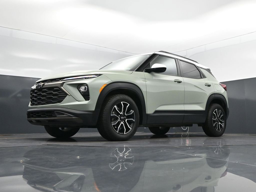 Used 2025 Chevrolet TrailBlazer ACTIV w/ Convenience Package image 39