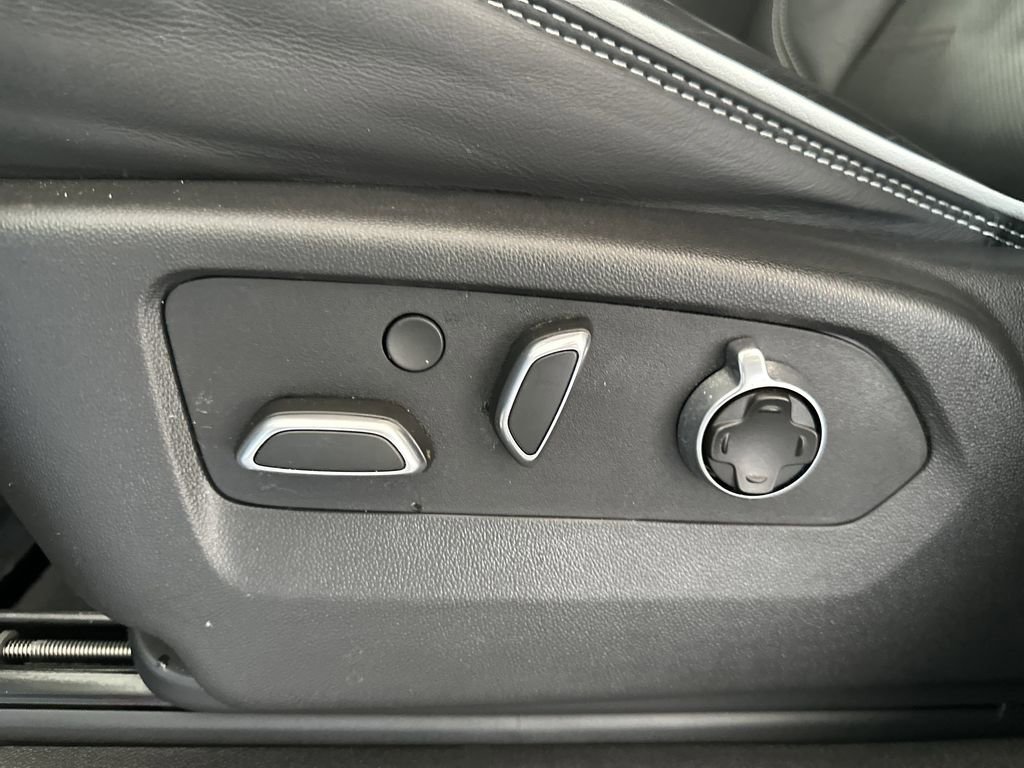 Certified 2025 GMC Sierra 1500 AT4X image 20