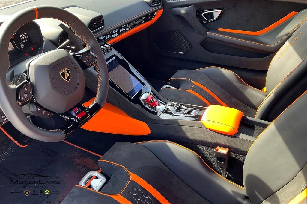 Used 2024 Lamborghini Huracan Tecnica image 14