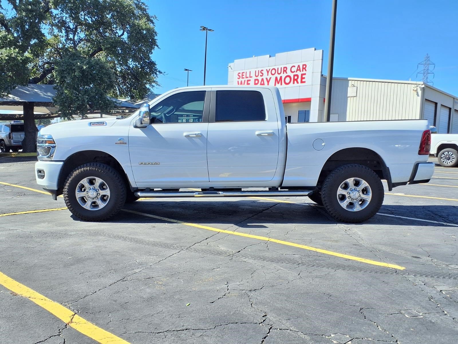 Used 2025 RAM 2500 Laramie AWD/4WD image 9