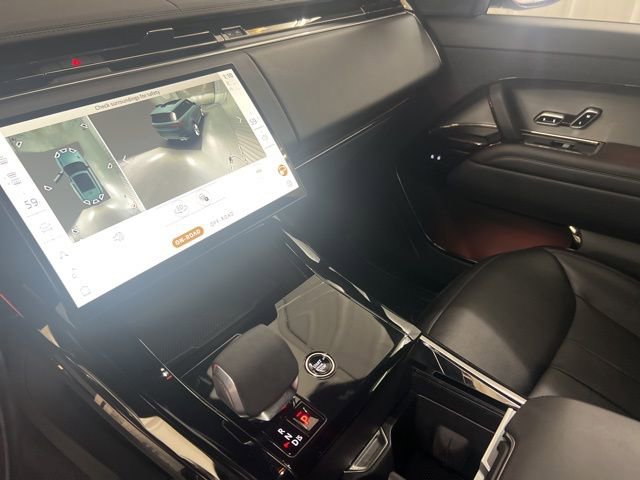 Used 2024 Land Rover Range Rover Sport Dynamic SE image 33