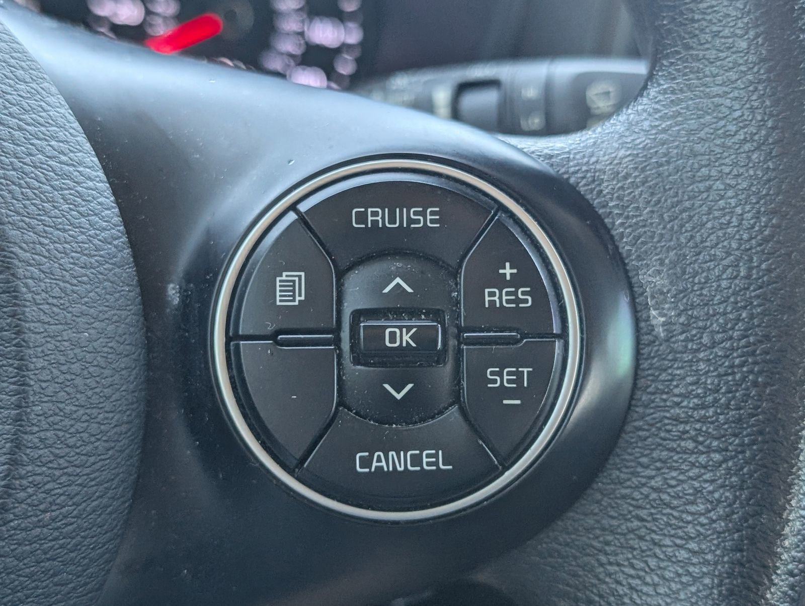 Used 2020 Kia Soul S FWD image 14