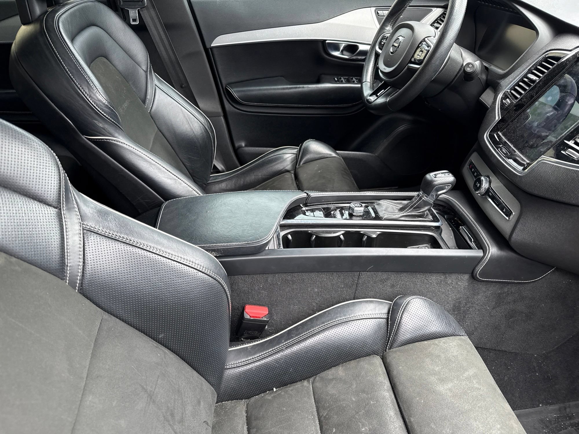 Used 2018 Volvo XC90 T5 R-Design w/ Convenience Package FWD image 22