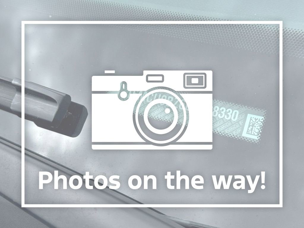 Certified 2020 Ford Escape SE Sport image 2