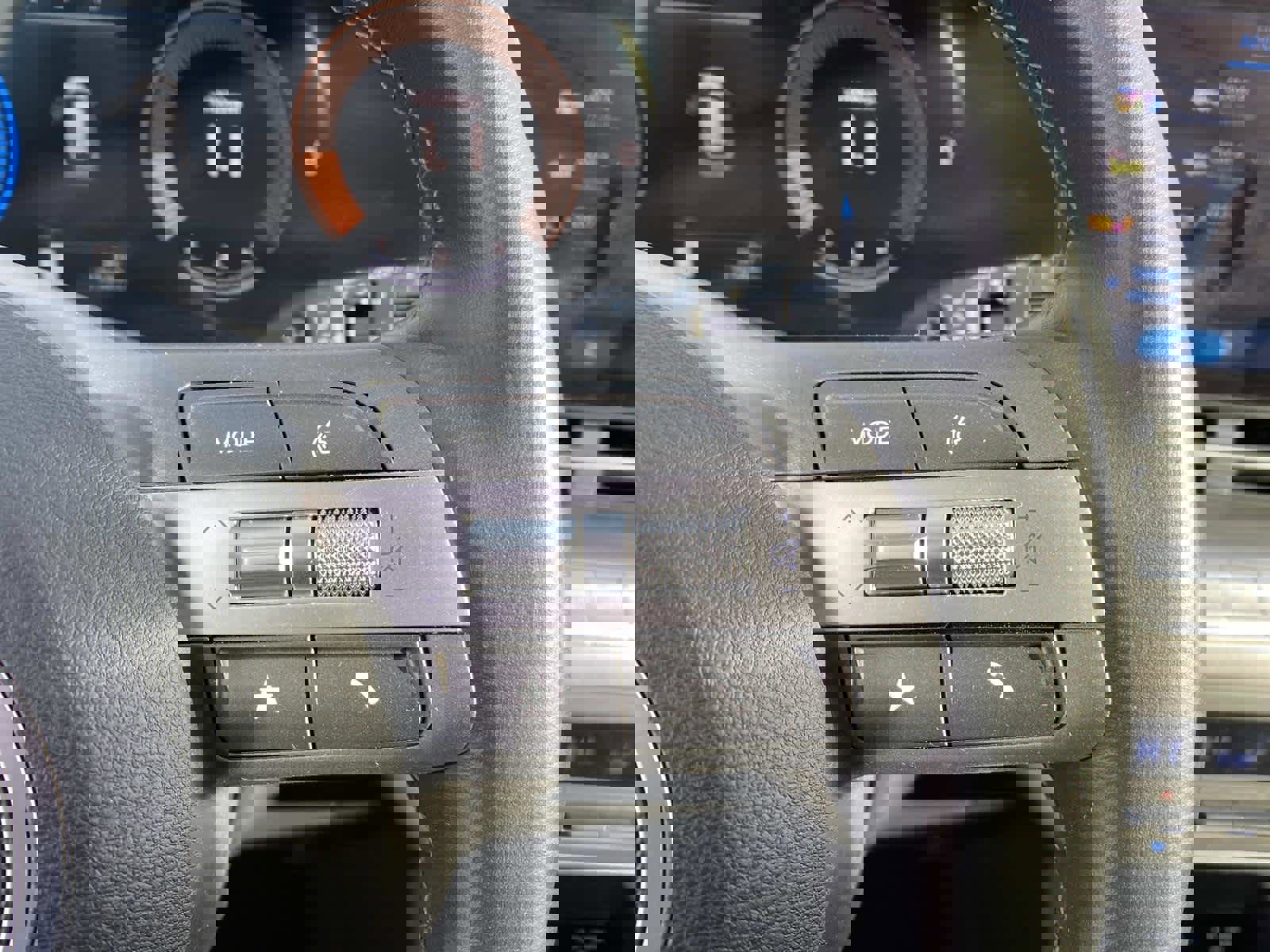 Used 2025 Hyundai Kona SEL image 18