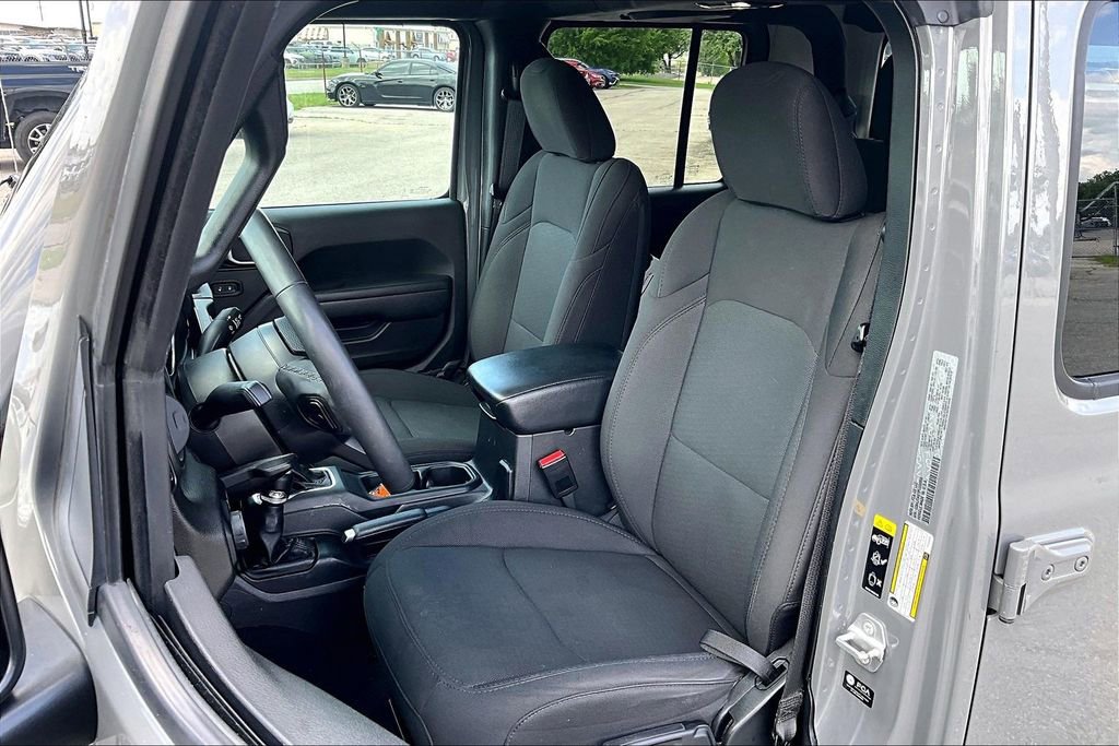 Used 2023 Jeep Gladiator Willys image 35