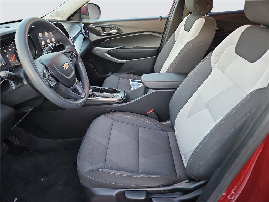 Certified 2024 Chevrolet Trax LS w/ LS Convenience Package image 27