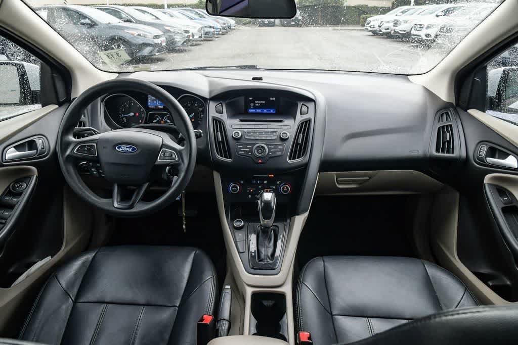 Used 2016 Ford Focus SE FWD image 14