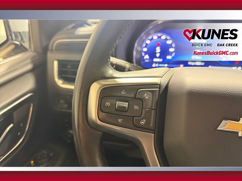 Used 2023 Chevrolet Tahoe LT w/ Luxury Package AWD/4WD image 17