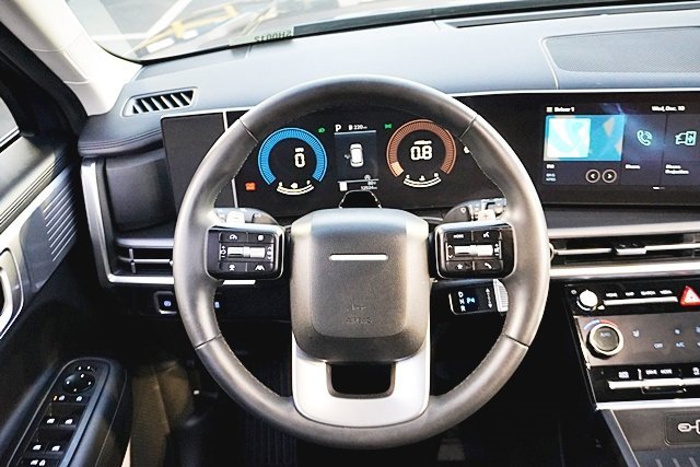 Certified 2025 Hyundai Santa Fe SEL image 20