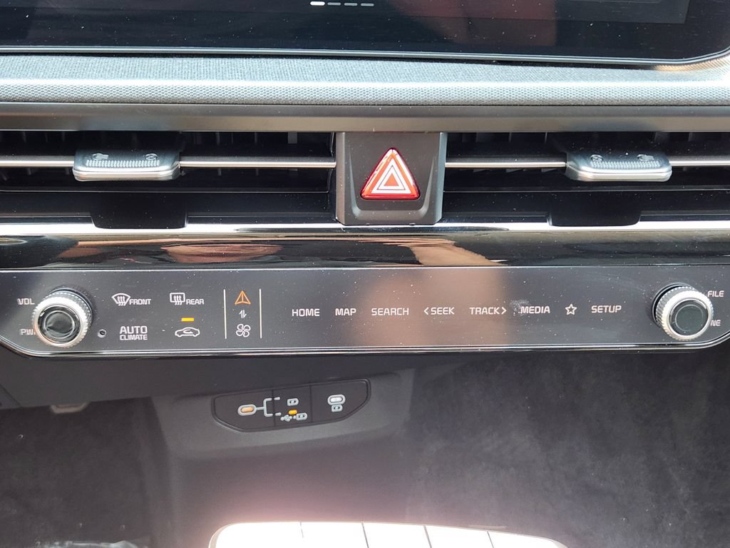 New 2026 Kia EV6 Light AWD/4WD image 13