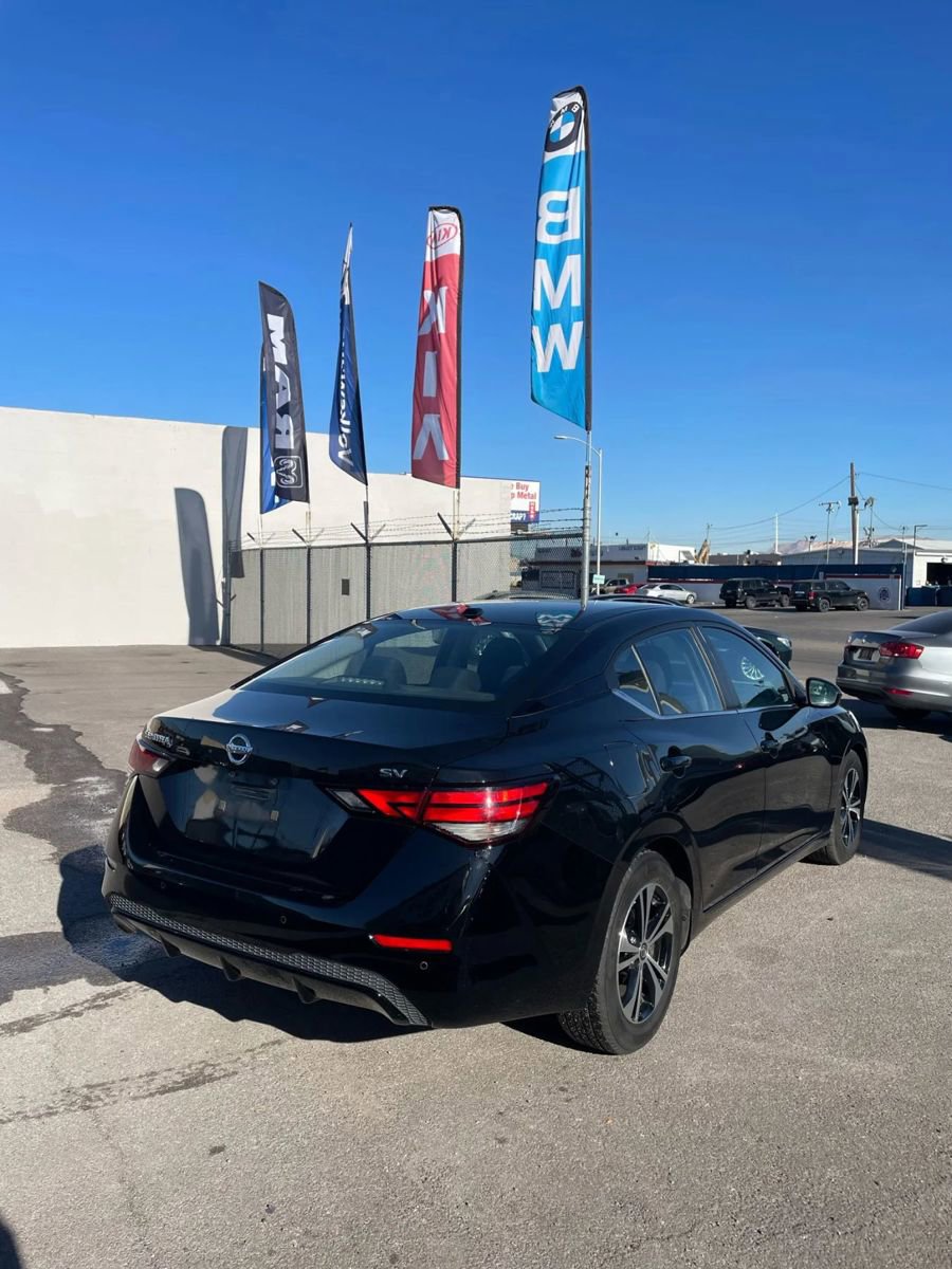 Used 2023 Nissan Sentra SV image 4