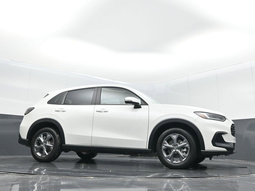 Certified 2026 Honda HR-V LX image 29