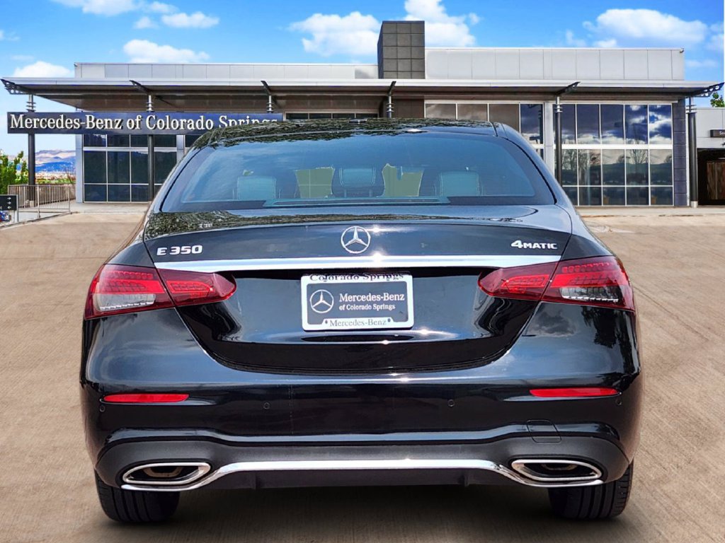 Used 2023 Mercedes-Benz E 350 4MATIC Sedan image 6
