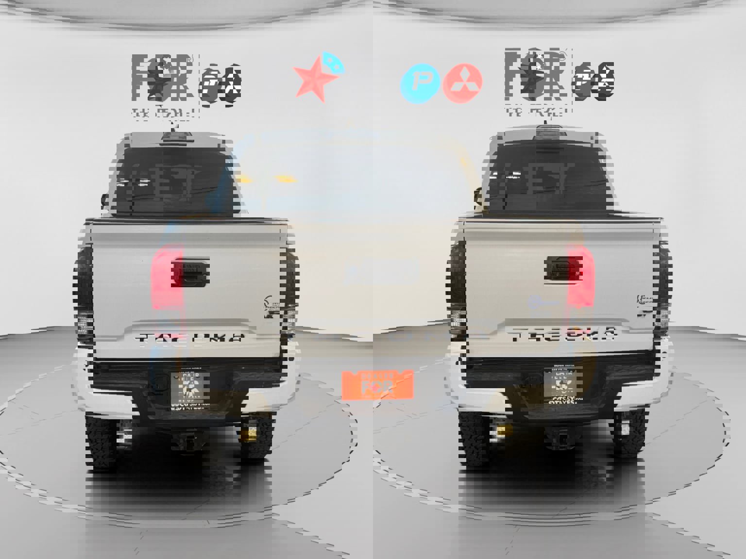 Used 2017 Toyota Tacoma TRD Off-Road image 4