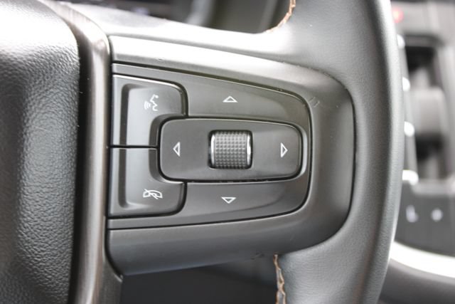 Used 2023 GMC Yukon AT4 w/ AT4 Premium Package AWD/4WD image 26