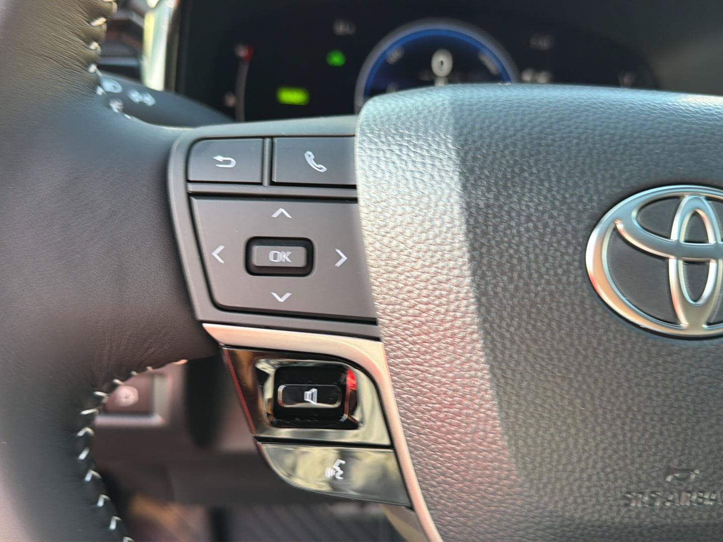 New 2026 Toyota Camry SE FWD image 21