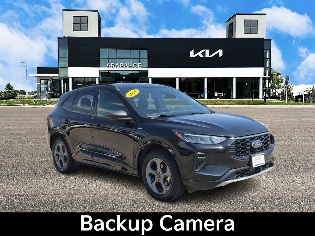 Used 2024 Ford Escape ST-Line image 2