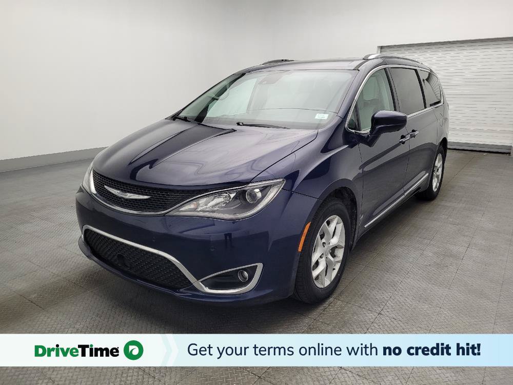 Used 2017 Chrysler Pacifica Touring-L Plus w/ Advanced Safetytec Group FWD image 1
