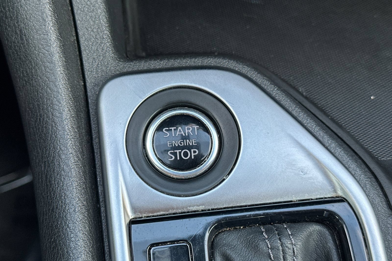 Used 2024 Nissan Sentra SV FWD image 20