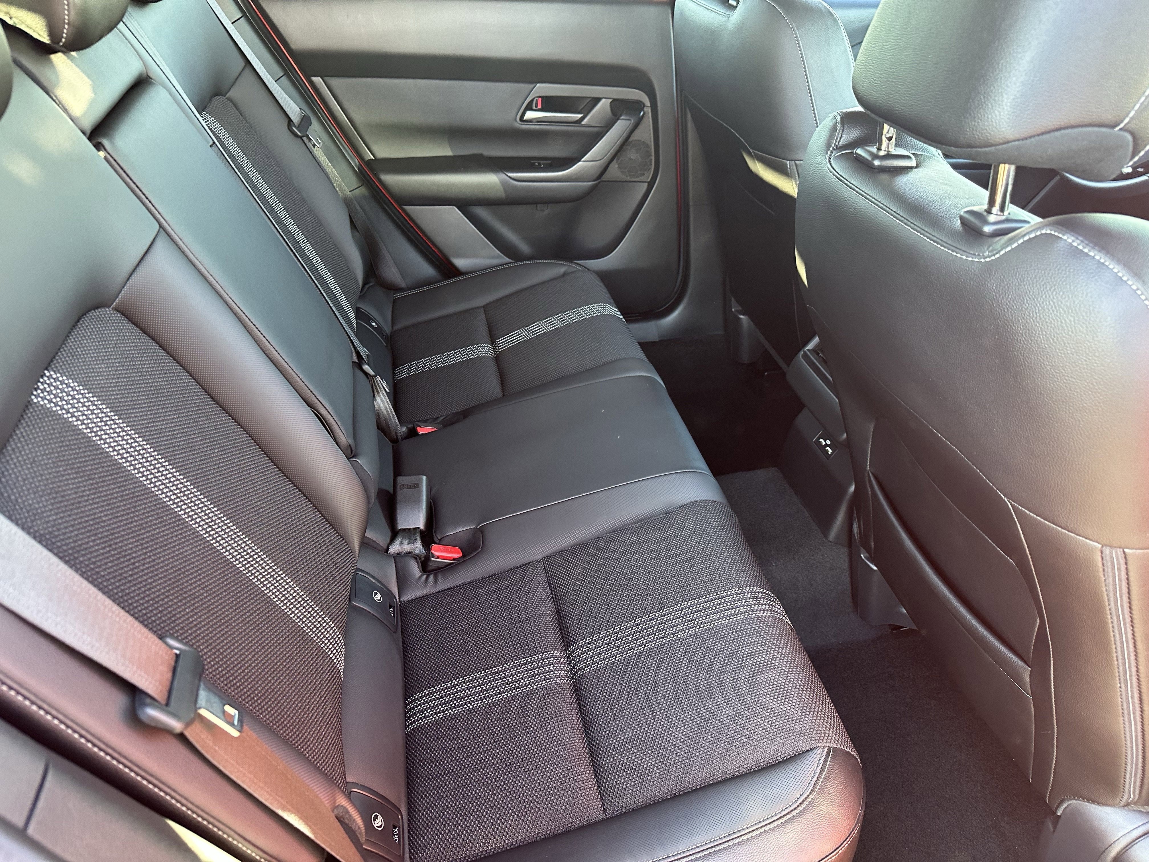 Used 2024 MAZDA CX-50 AWD 2.5 S w/ Weather Package image 26