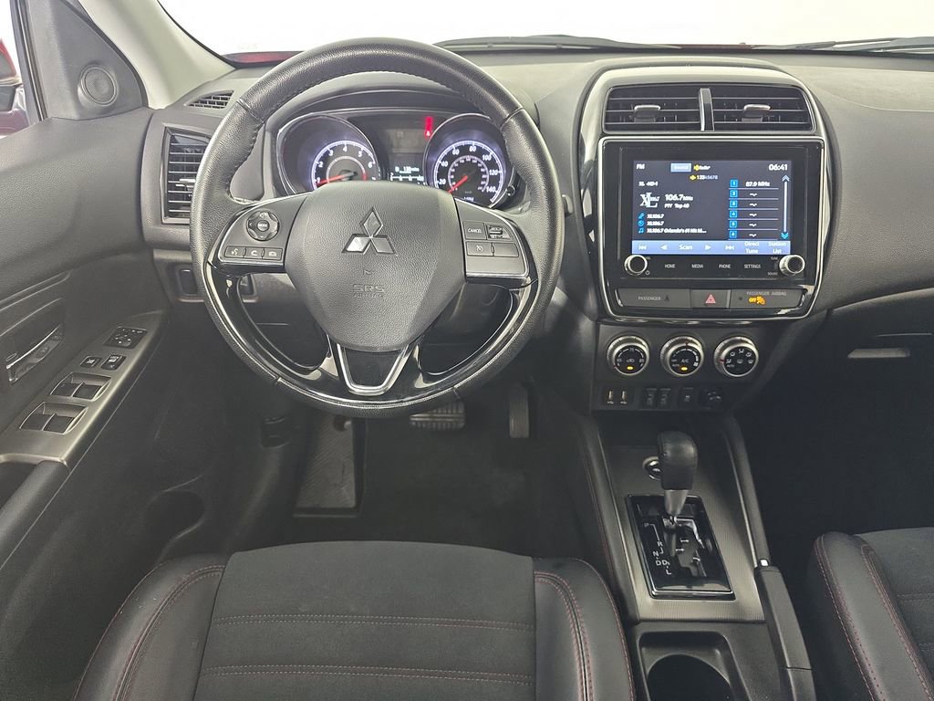 Used 2024 Mitsubishi Outlander Sport SE image 15