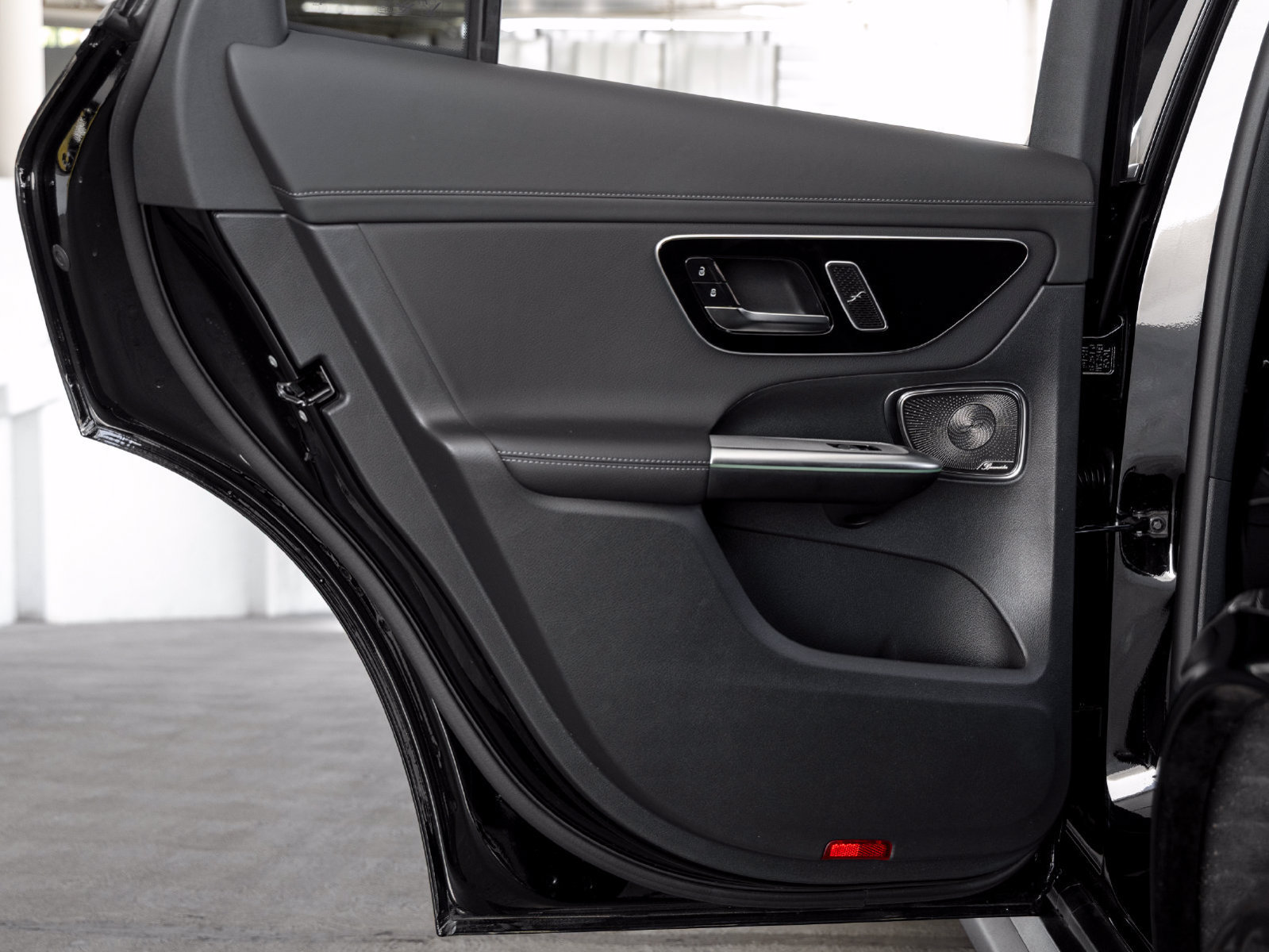 Used 2026 Mercedes-Benz GLC 300 image 19