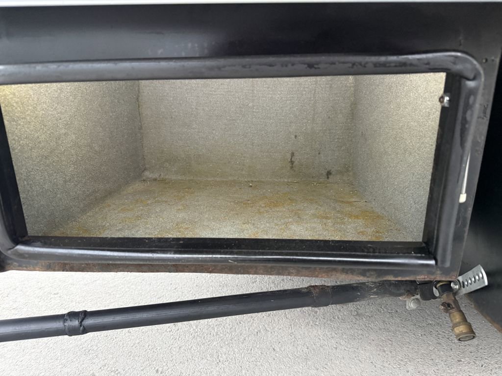 Used 2017 Mercedes-Benz Sprinter 3500 image 18