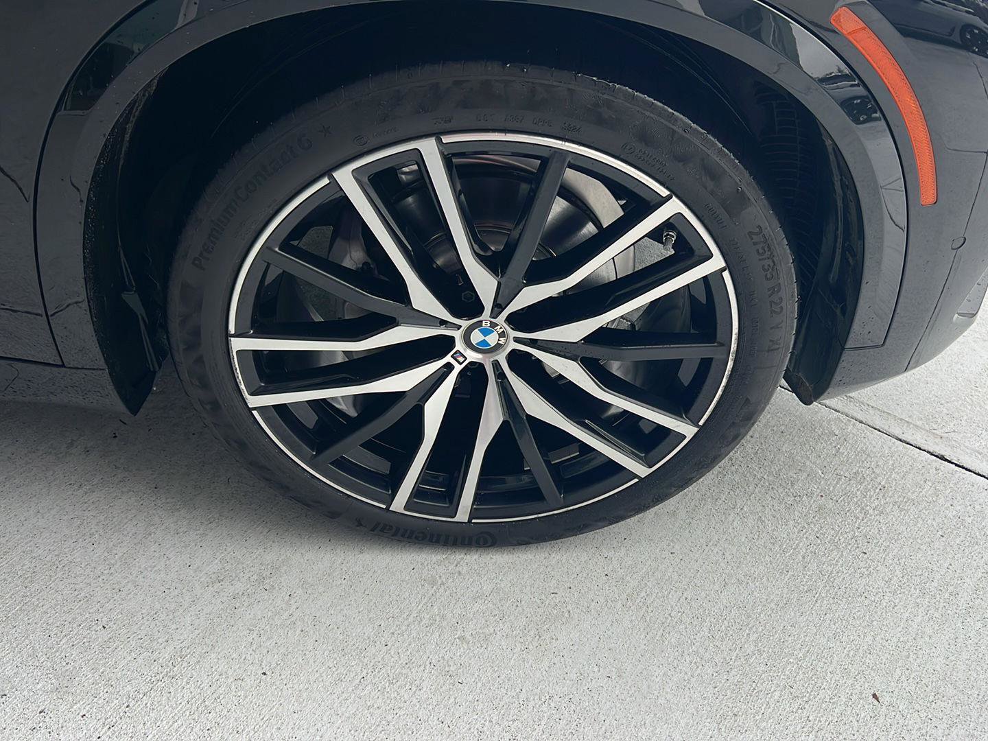 Certified 2022 BMW X5 xDrive40i w/ M Sport Package image 41