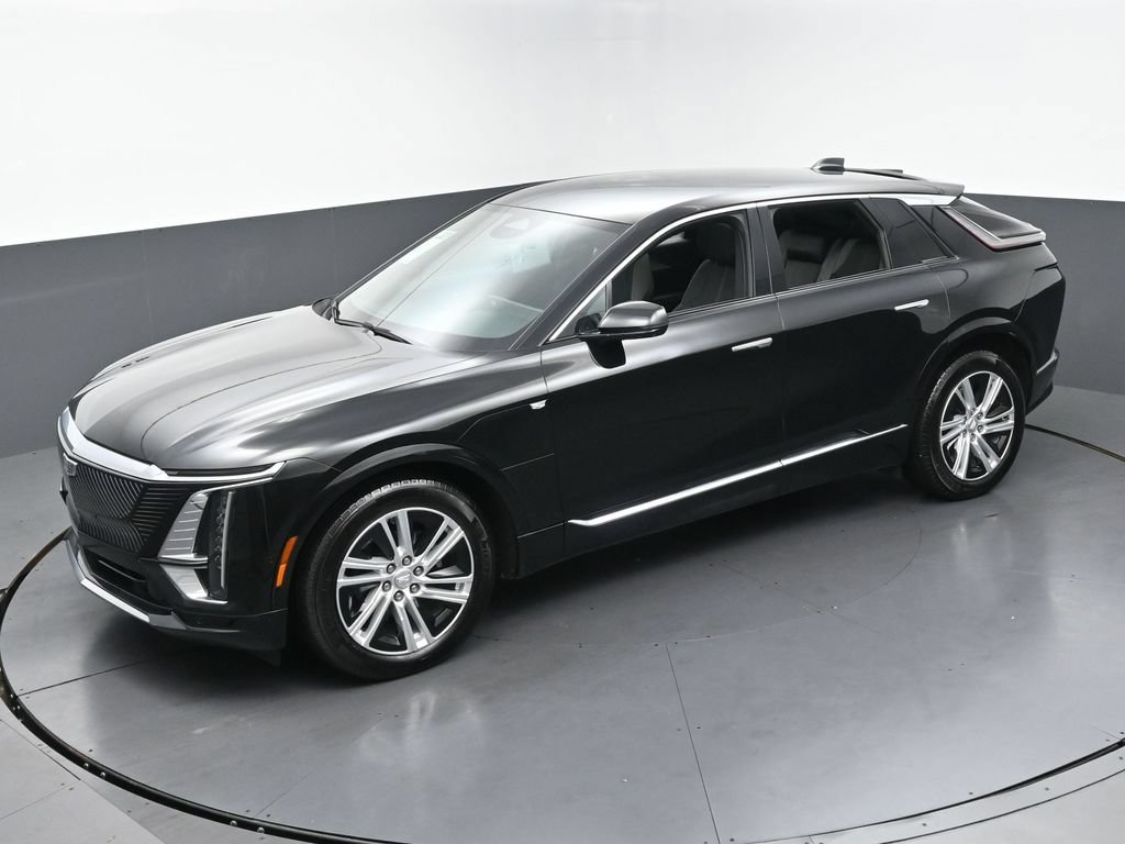 Used 2024 Cadillac Lyriq Tech w/ Driver Assist Package AWD/4WD image 4