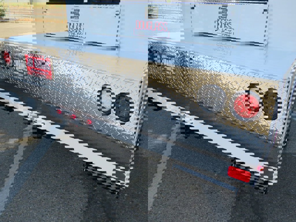 New 2022 RAM 3500 Tradesman w/ Chrome Appearance Group image 56