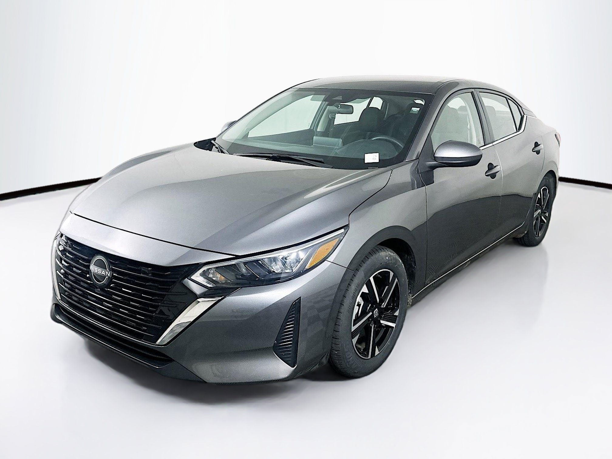 Used 2025 Nissan Sentra SV FWD image 3